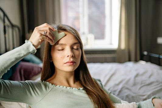 Duo Gua Sha & Roll-on – Rituel visage en pierre naturelle